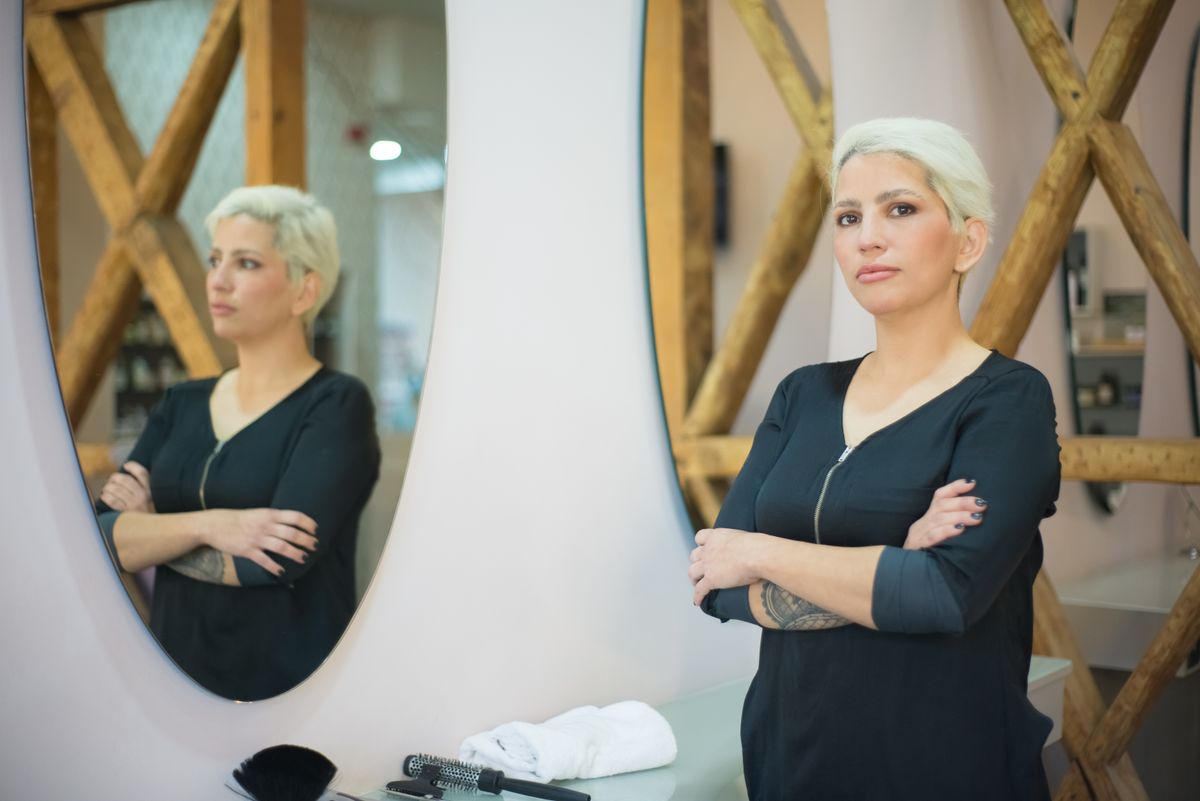 A confident salon professional